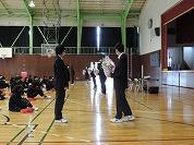 クラスへの花束贈呈