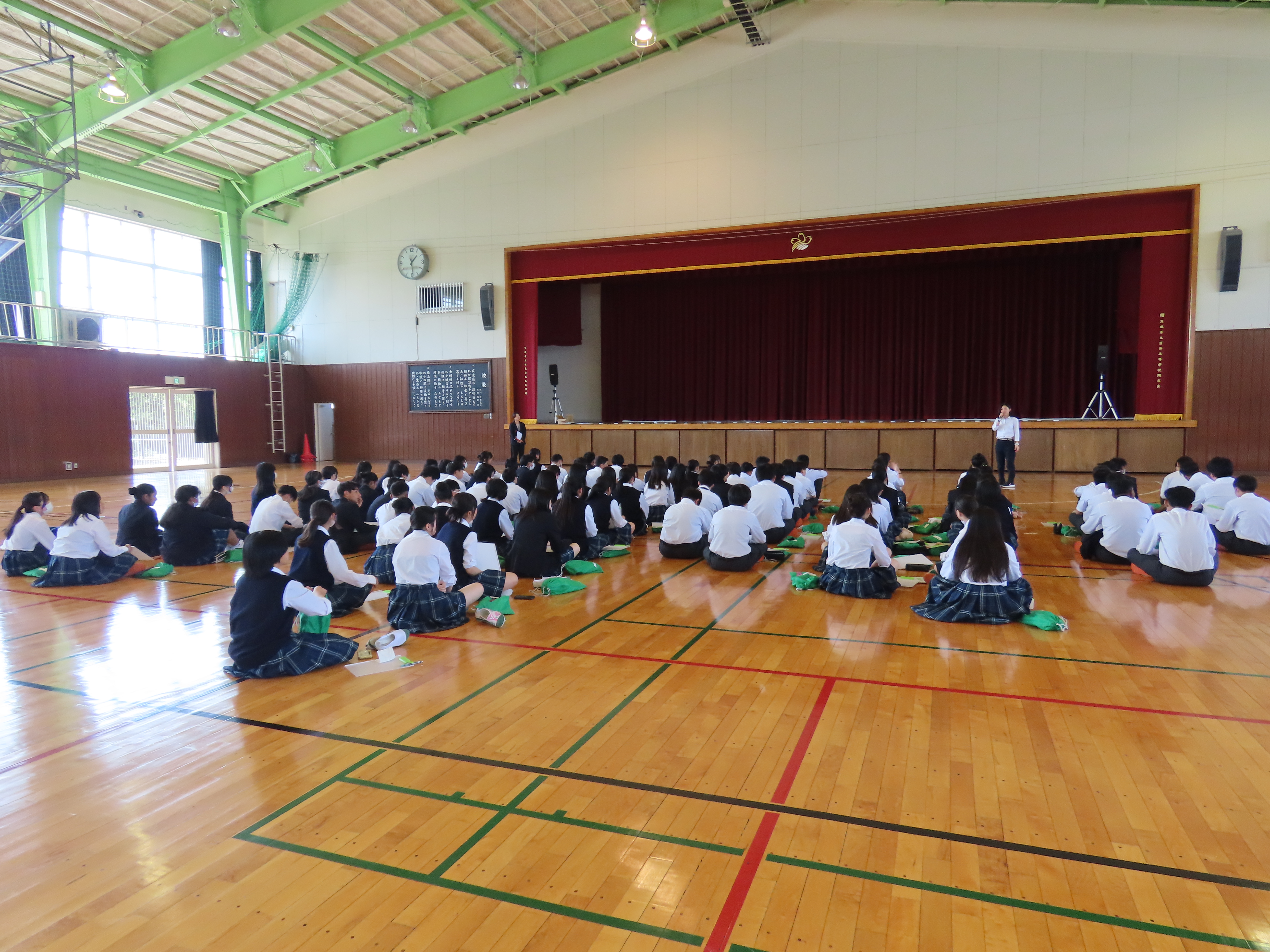 進路講演会の様子1