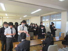 選挙管理委員による進行